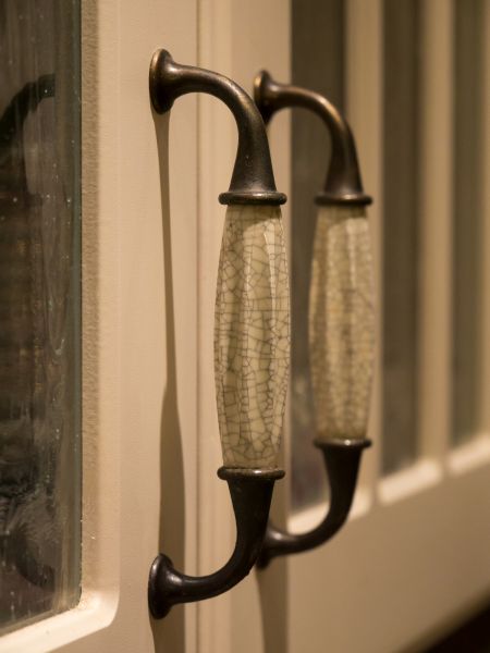 Cabinet Pulls Replacement Service